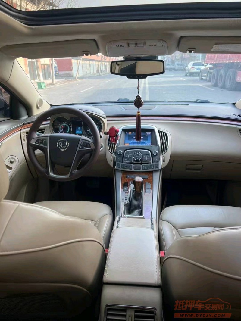 淮南13年别克君越5