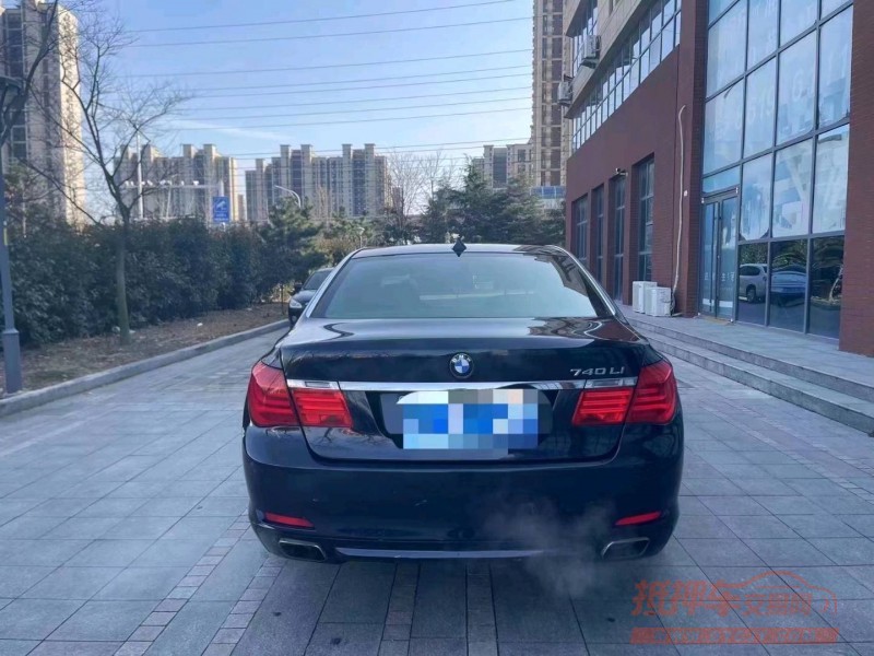 济南09年宝马7系9