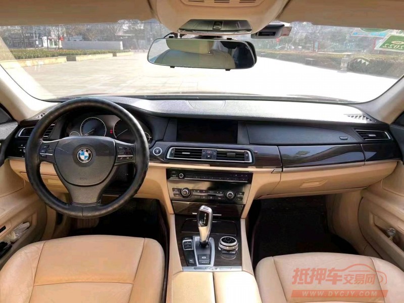 石家庄10年宝马7系5