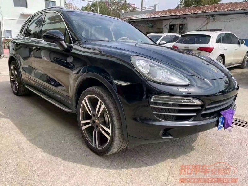 宜昌11年保时捷卡宴3