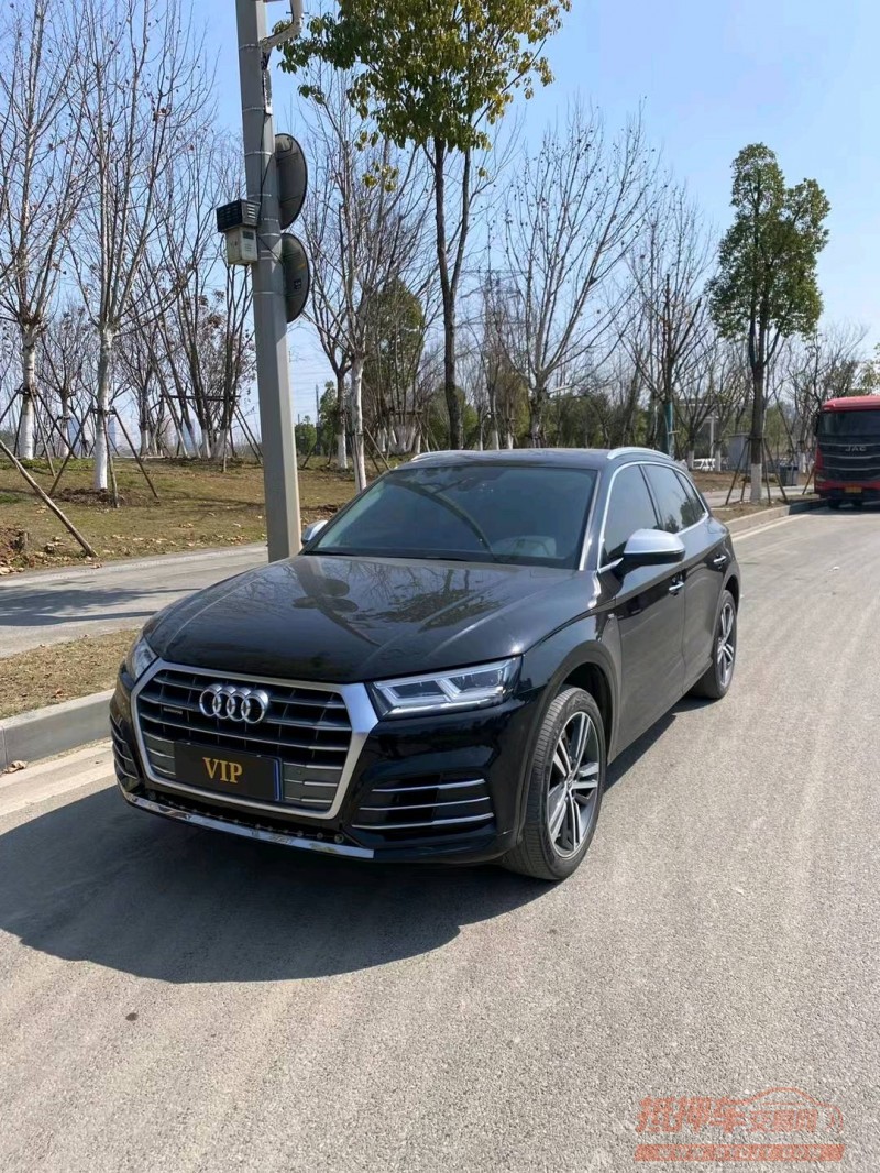宜昌19年奥迪Q58