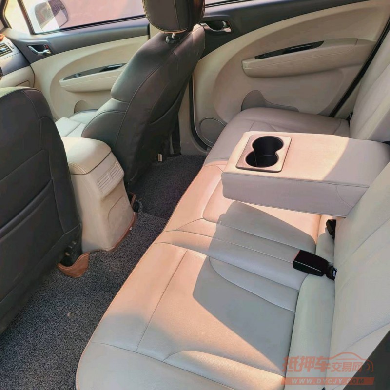 北京16年东风景逸5