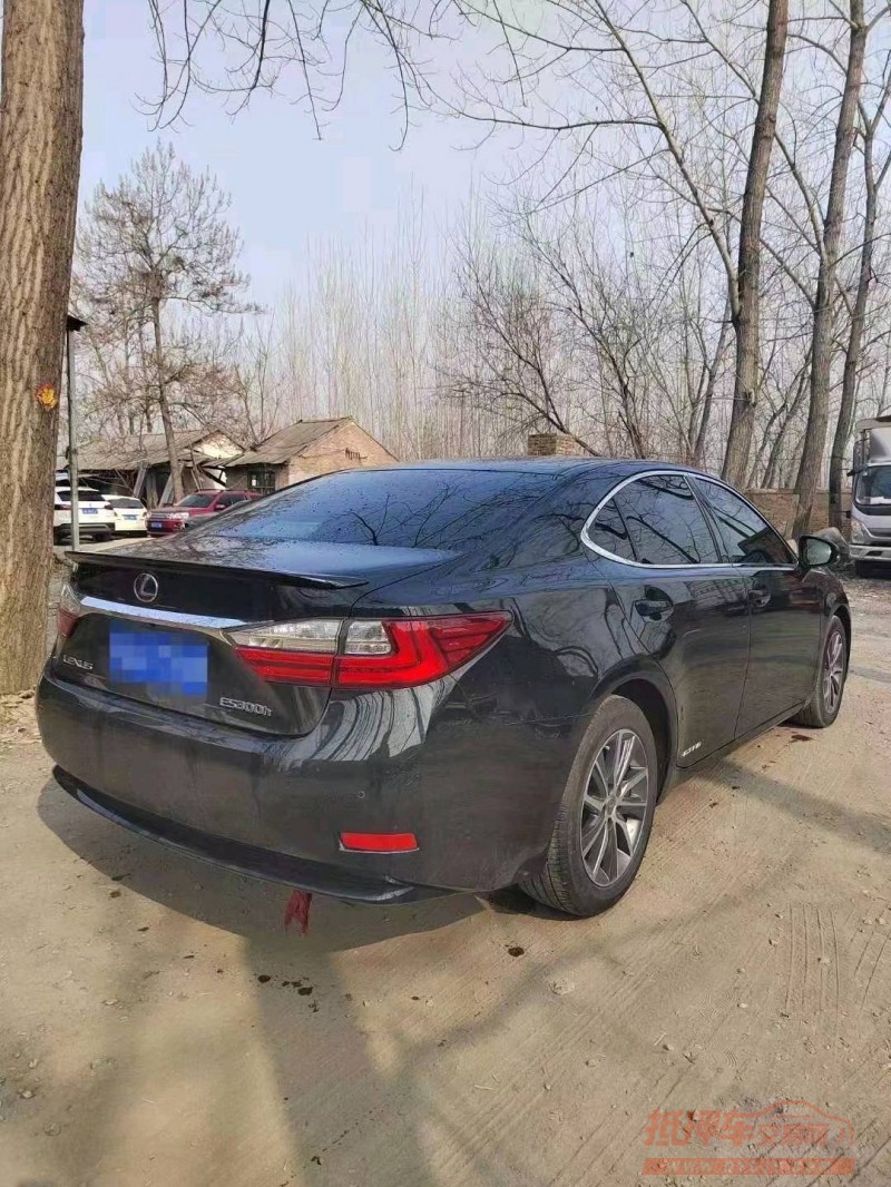 北京16年雷克萨斯ES2