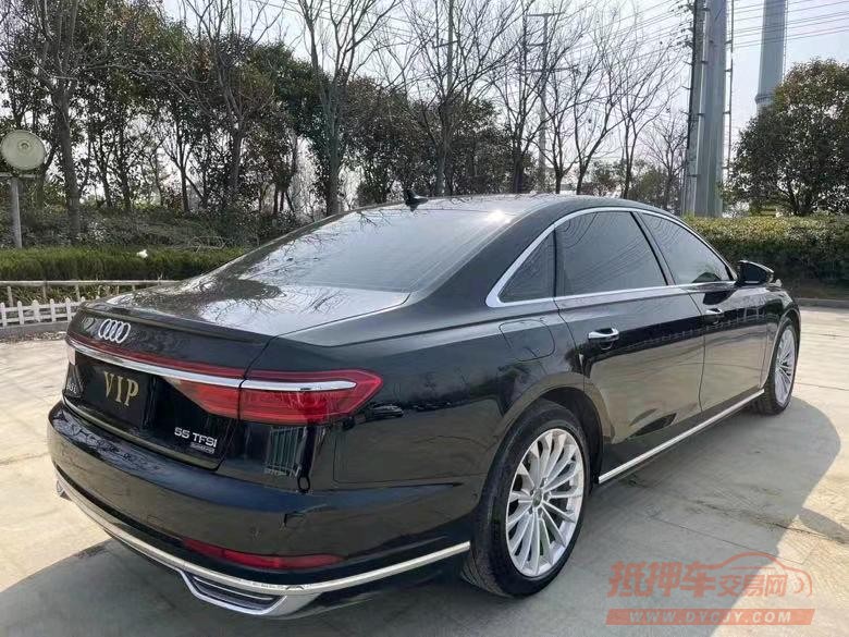 盐城18年奥迪A8L7