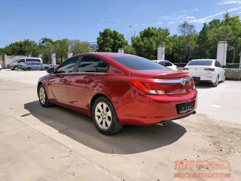 苏州13年别克君威7