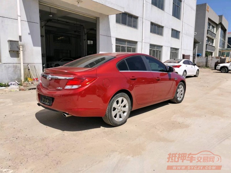 苏州13年别克君威9