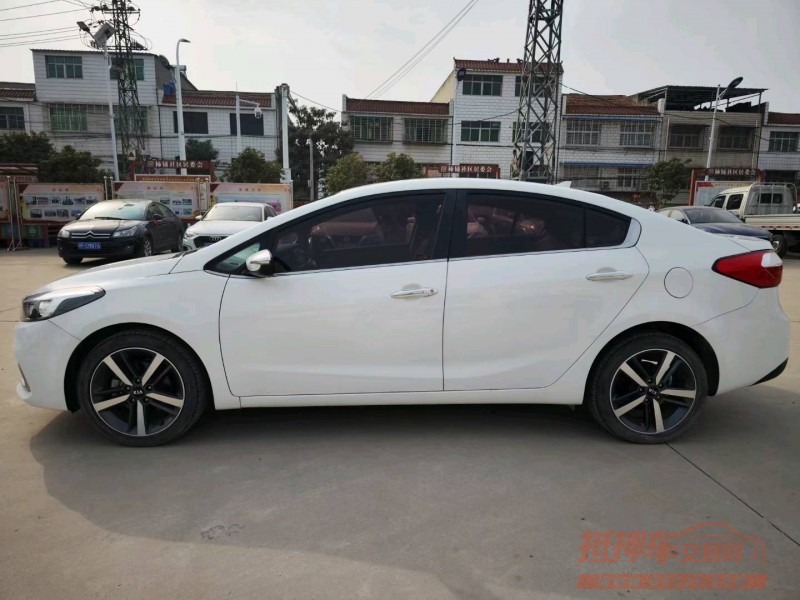 宜昌19年起亚K36