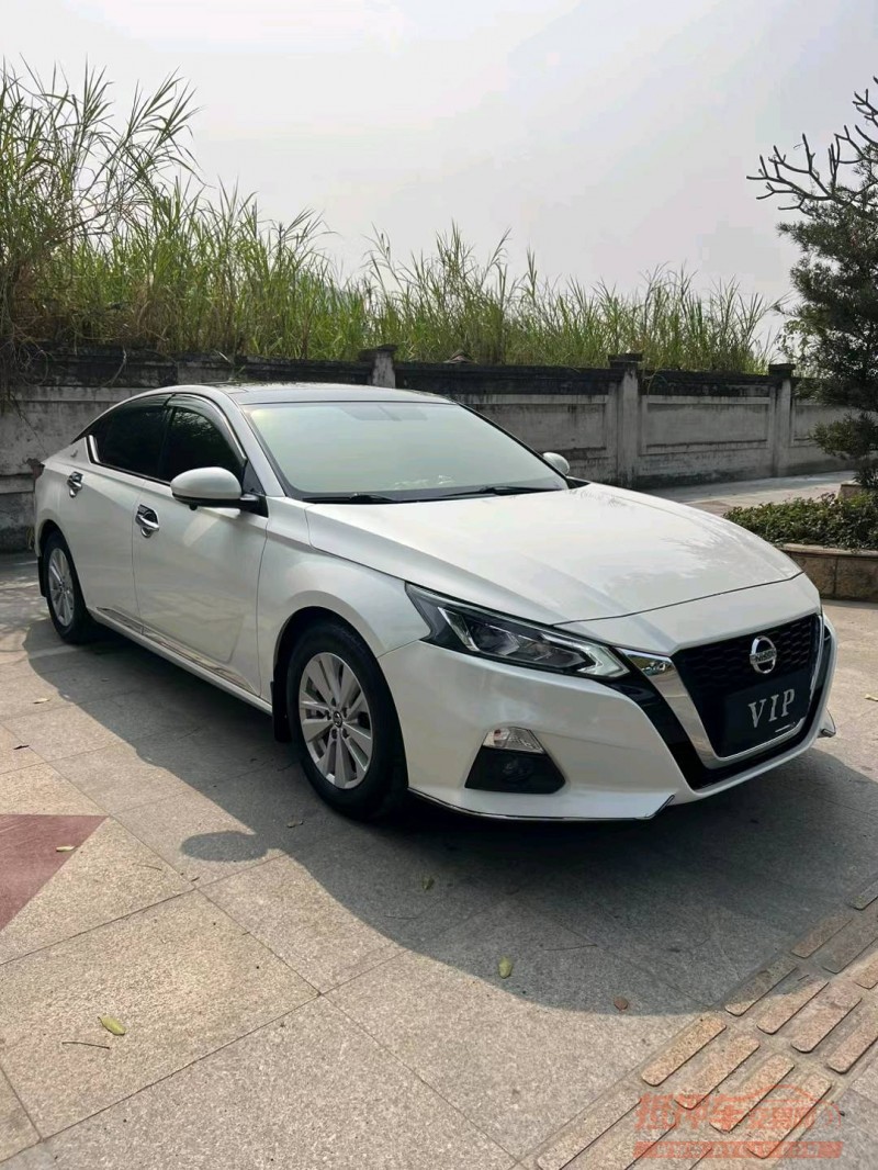 东莞19年日产天籁7