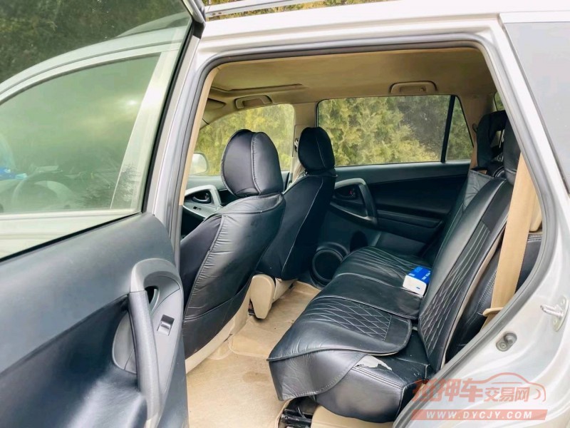 烟台13年丰田RAV46