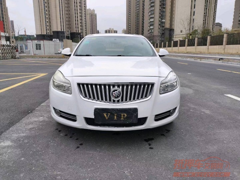 苏州13年别克君威1