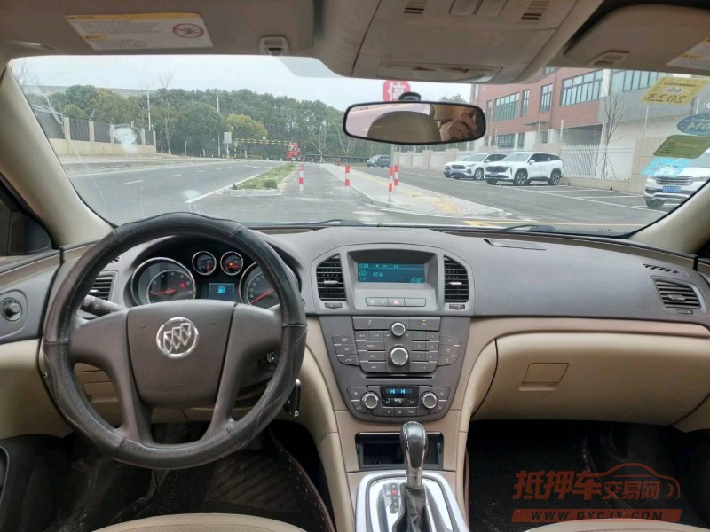 苏州13年别克君威5