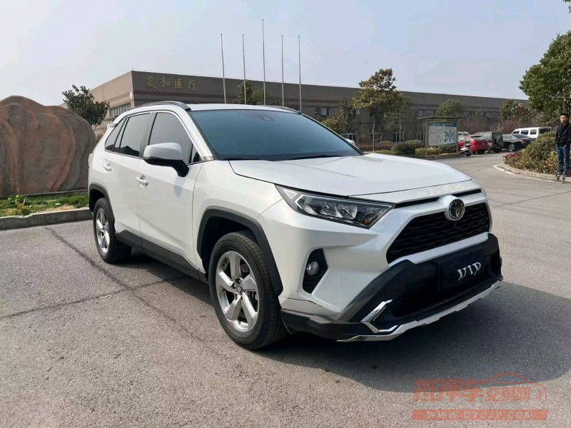 北京21年丰田RAV4荣放3
