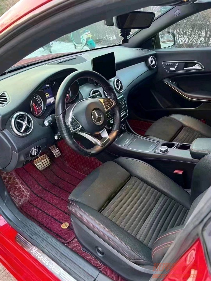 邯郸18年奔驰GLA5