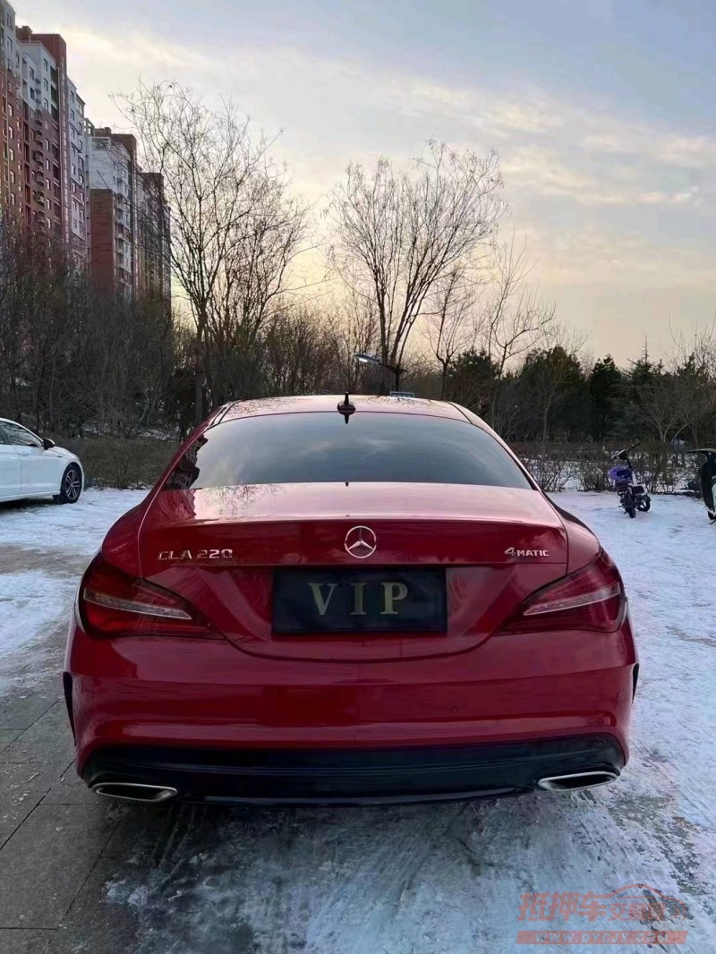 邯郸18年奔驰GLA9