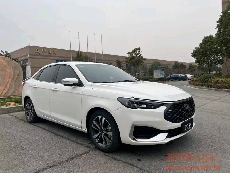 北京21年福特福睿斯3