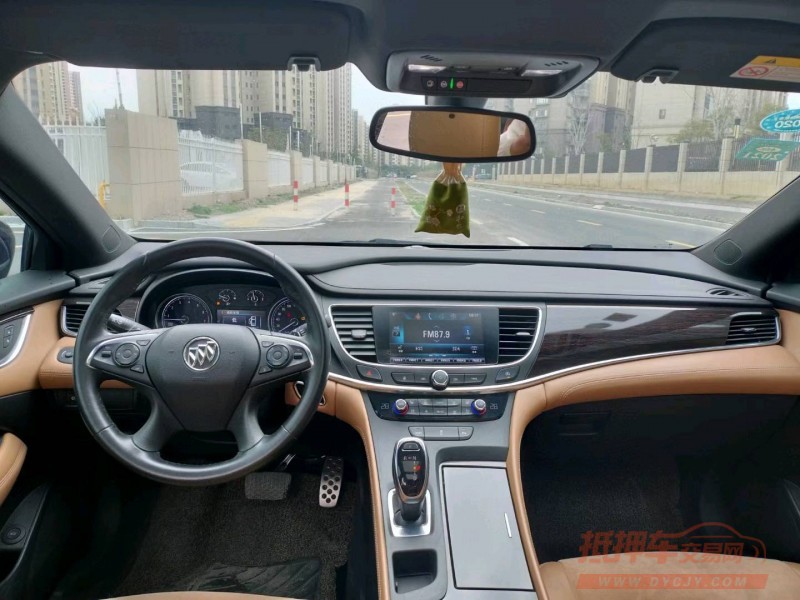 苏州17年别克君越4