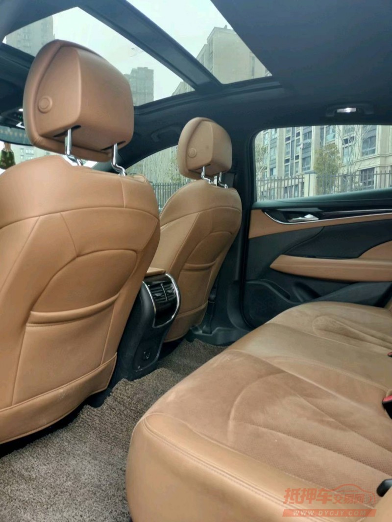 苏州17年别克君越6