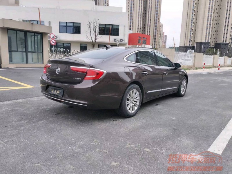 苏州17年别克君越7