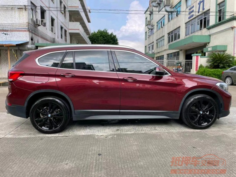 中山21年宝马X12