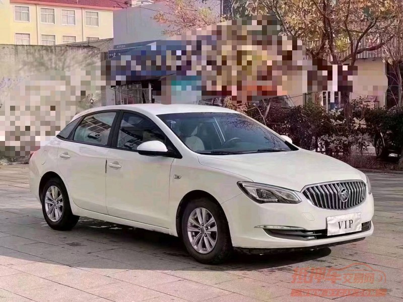 青岛17年别克英朗3