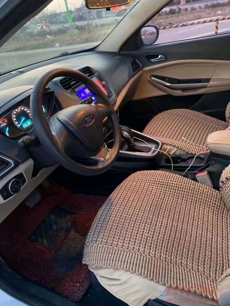 枣庄16年福特福睿斯4