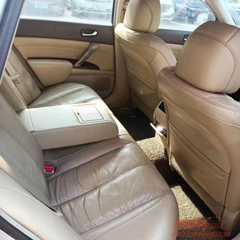 济宁09年日产天籁4