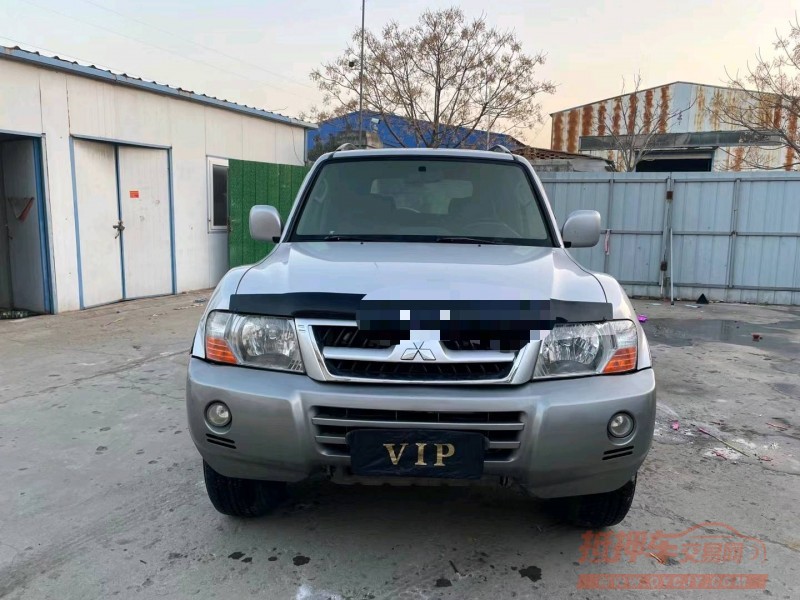济宁08年三菱帕杰罗9