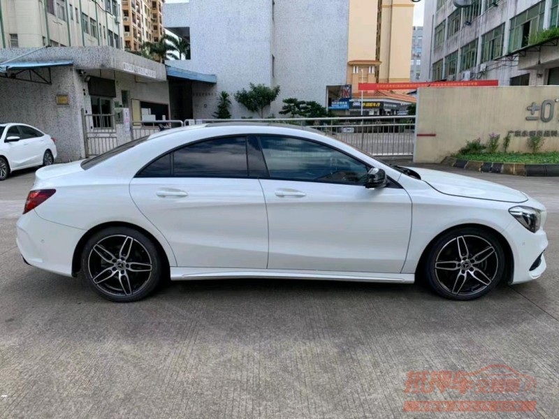 中山18年奔驰CLA2