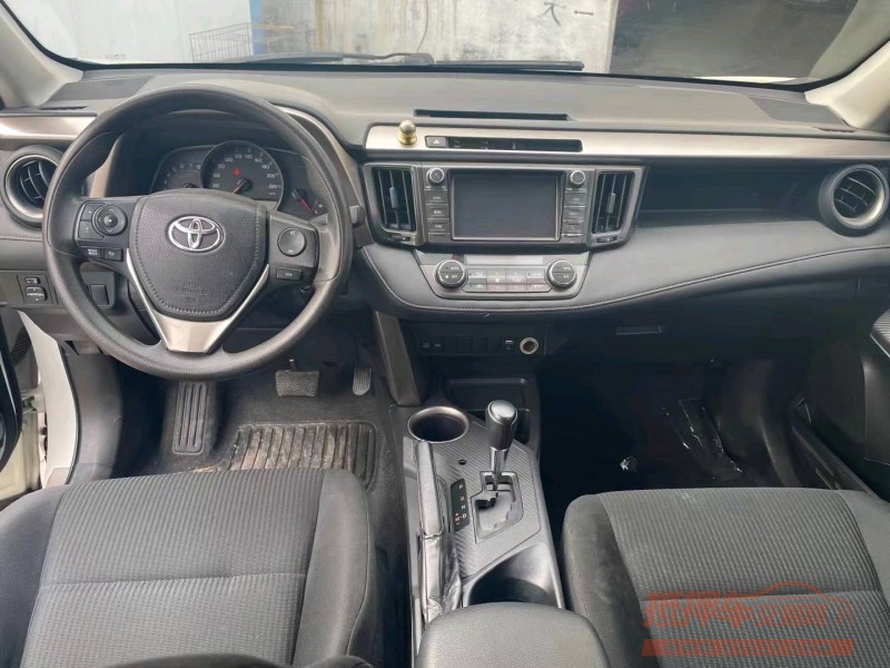 济宁15年丰田RAV4荣放6