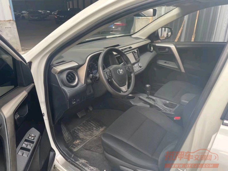 济宁15年丰田RAV4荣放4