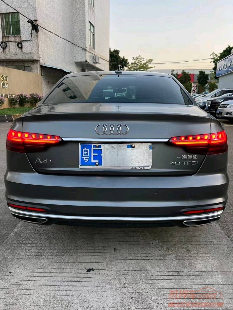 中山21年奥迪A4L5