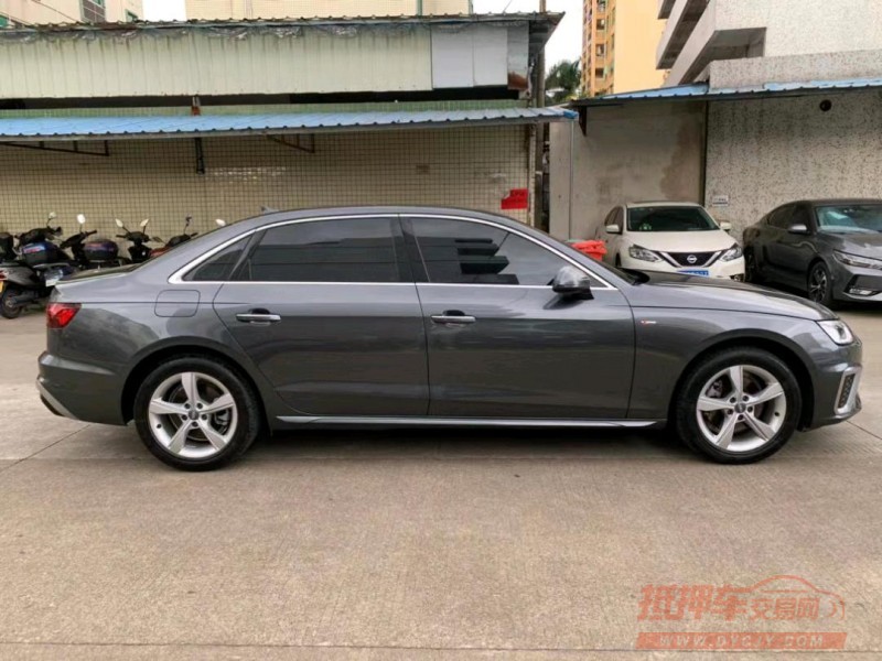 中山21年奥迪A4L2
