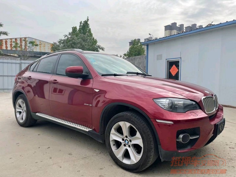 济宁12年宝马X68