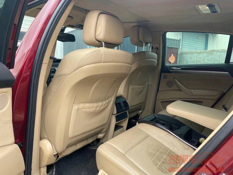 济宁12年宝马X65