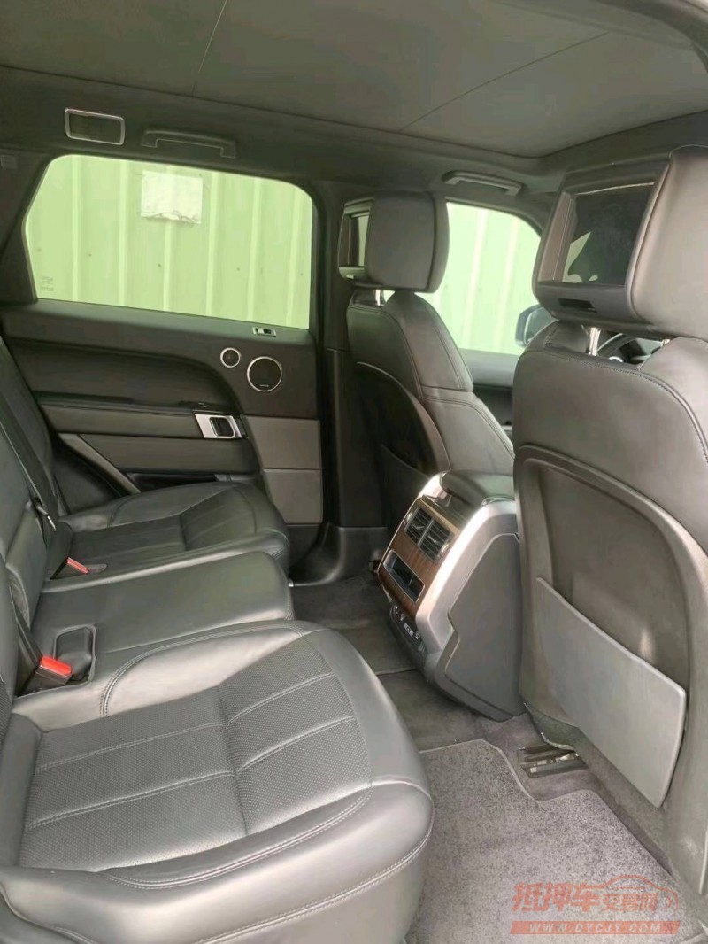 中山18年路虎揽胜运动8