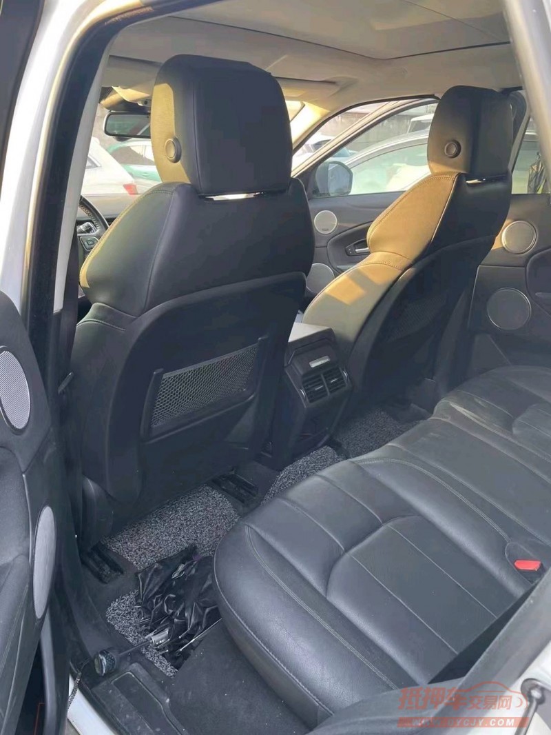 嘉兴18年路虎极光2