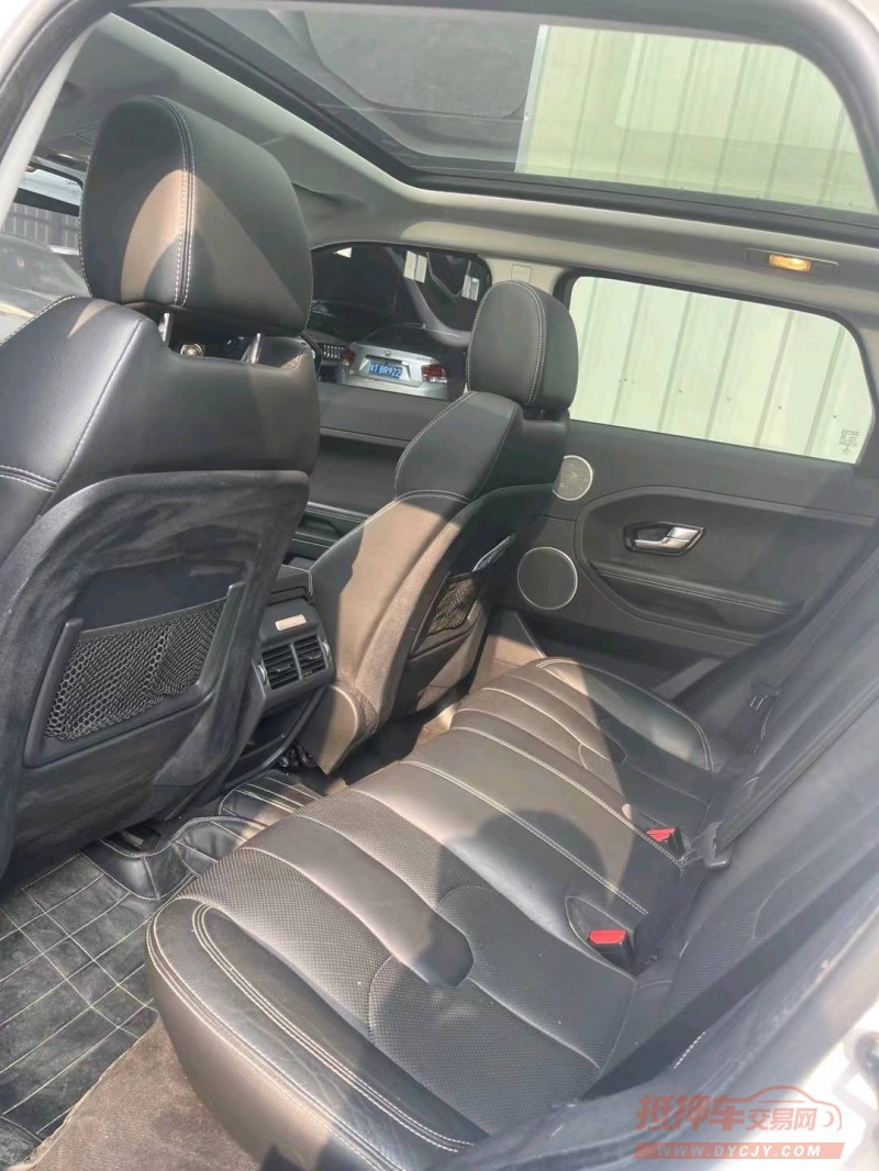 中山14年路虎极光7