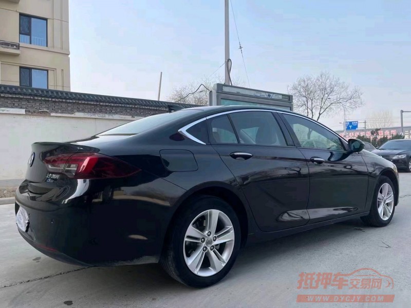 邯郸18年别克君威2