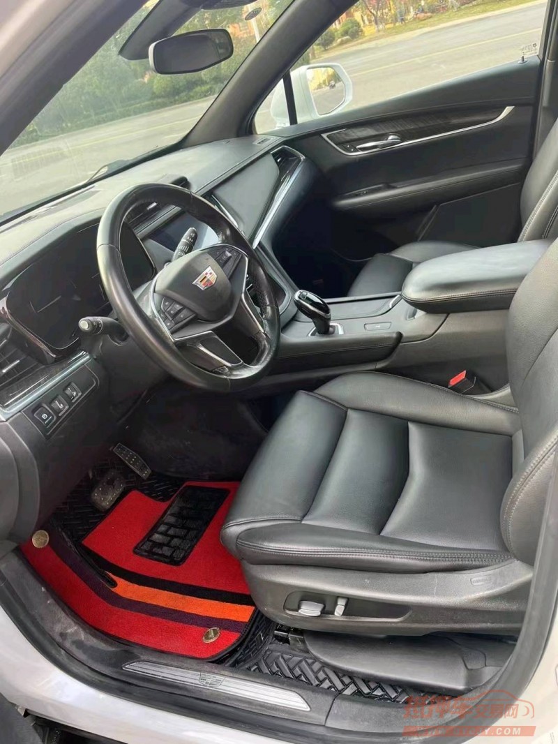 淮南17年凯迪拉克XT57