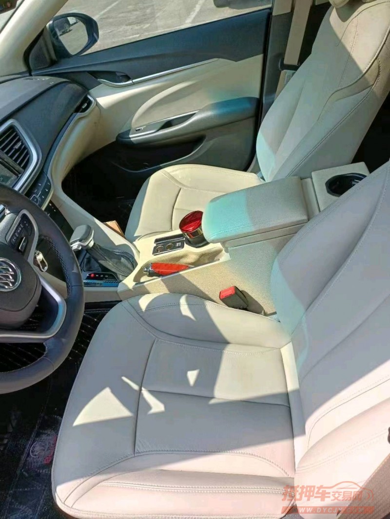 嘉兴19年别克英朗5