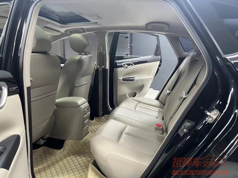 成都17年日产轩逸8