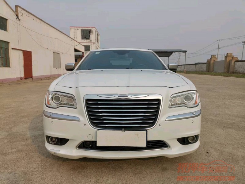 徐州15年克莱斯勒300C1