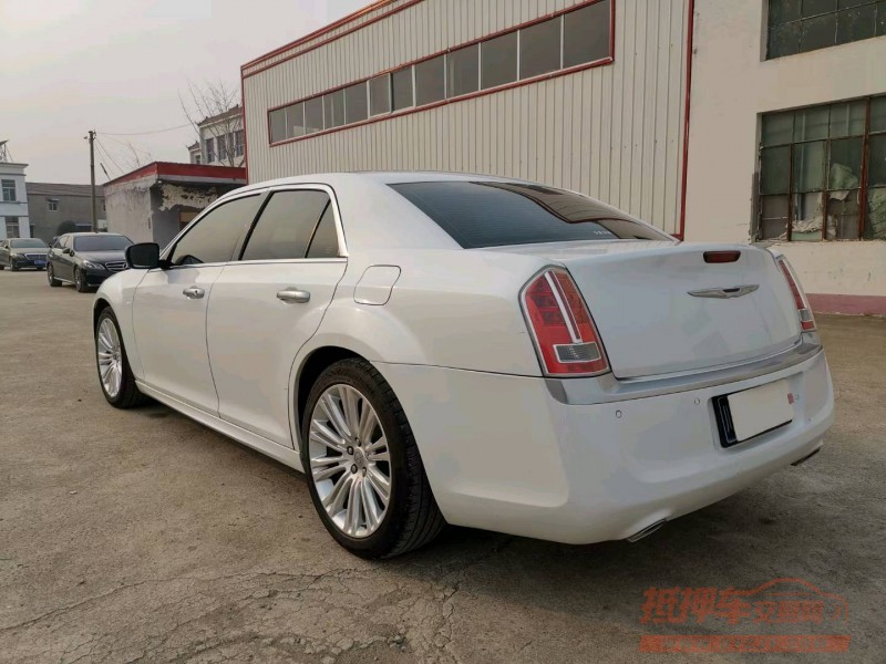 徐州15年克莱斯勒300C7