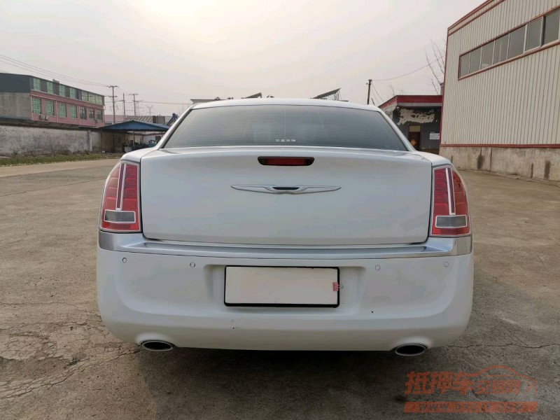 徐州15年克莱斯勒300C9