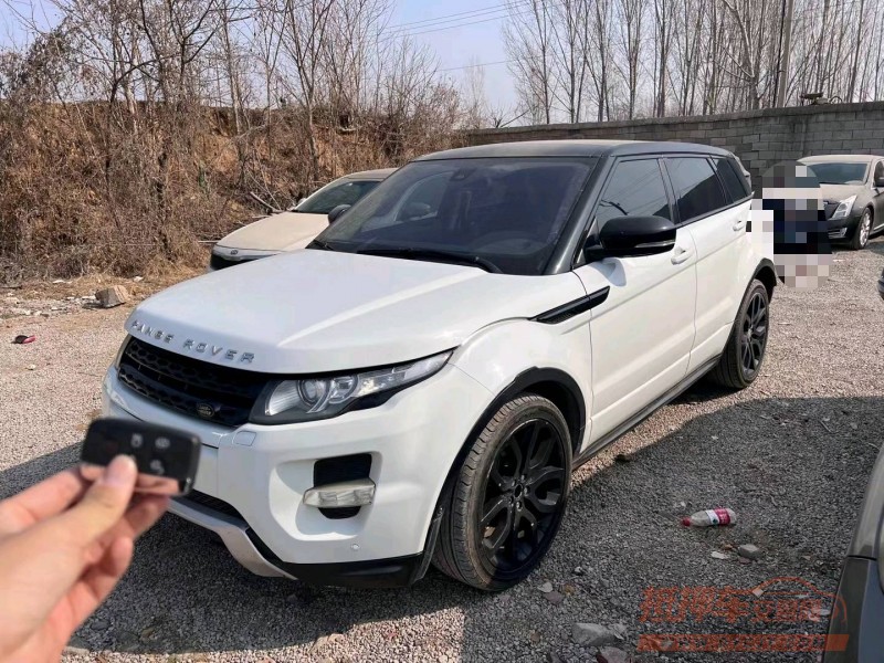 枣庄13年路虎极光1