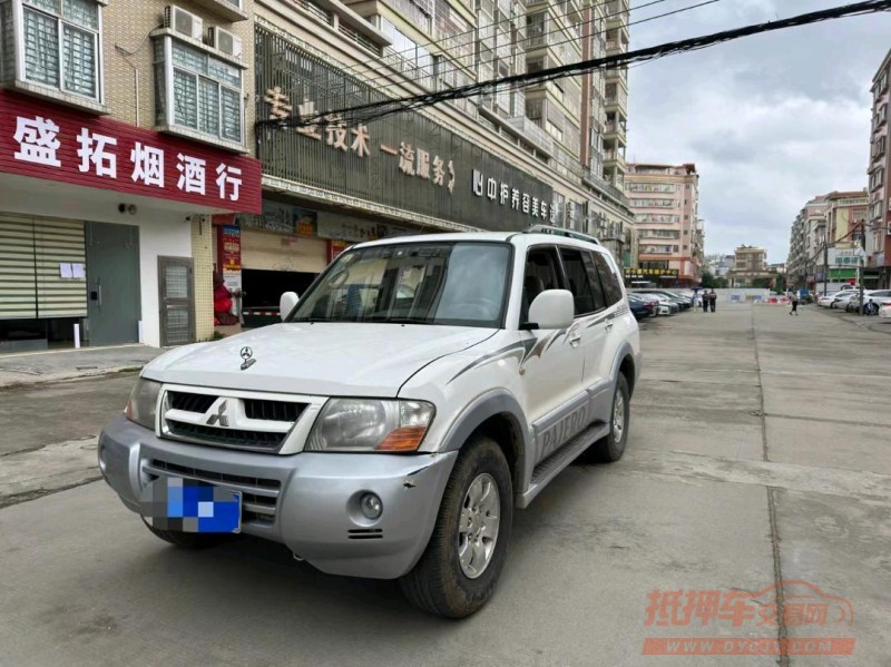 北京10年三菱帕杰罗2