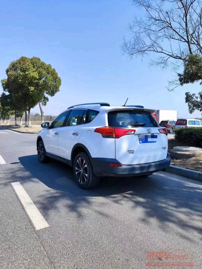 常州14年丰田RAV48
