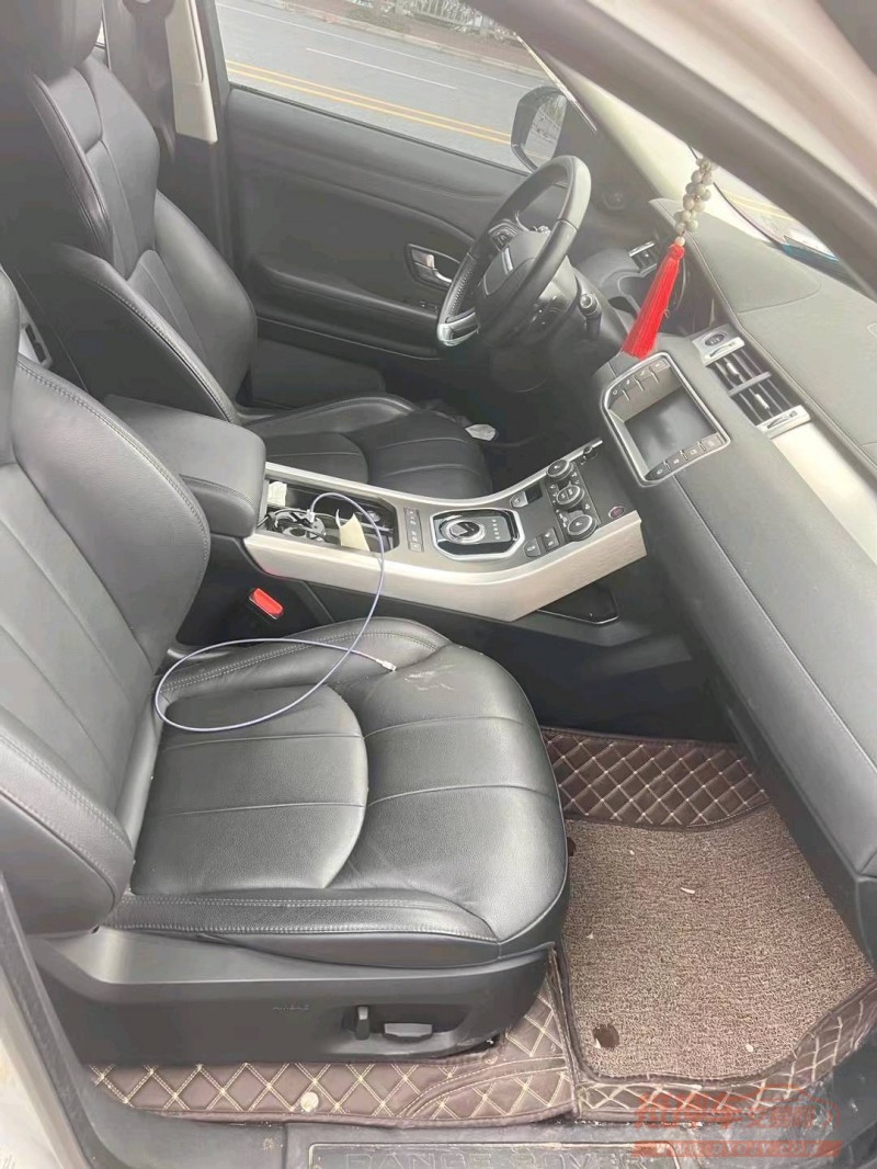 东莞18年路虎极光4