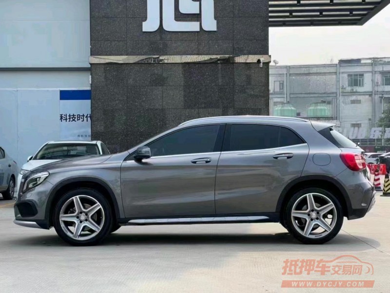 珠海16年奔驰GLA4