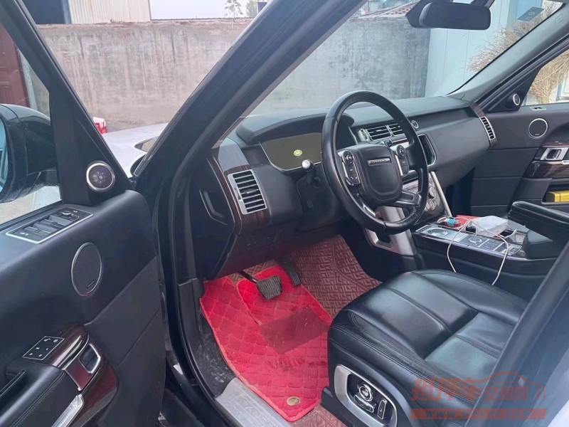 济宁16年路虎揽胜行政5